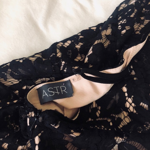 ASTR lace dress - Picture 5 of 8
